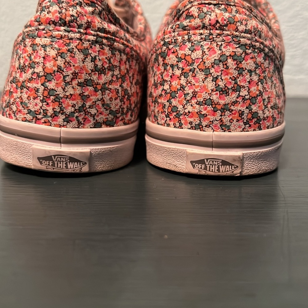 Vans Women’s Size 6 - Picture 5 of 6